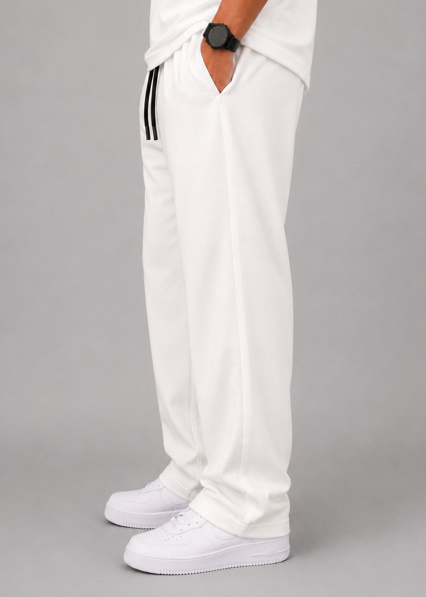 Legacy Essential Pleated Trouser – White